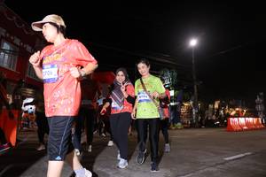 BIB: 3706, 4494
                            <button type="button" onclick="openModal(26262572)" class="btn btn-primary btn-sm float-right btn-popup" data-toggle="modal" data-target=".modal-high-quality">
                        <i class="fas fa-shopping-cart"></i> Add to Cart
                    </button>
                                            <button type="button" onclick="isThisMe(26262572, true)" class="btn btn-success btn-sm float-right btn-popup btn-isme hidden" data-toggle="tooltip" data-placement="bottom" title="นี่คือรูปของคุณใช่ไหม คลิกที่นี่เพื่อเอาเข้าอัลบั้ม">
                        <i class="fas fa-plus"></i> Add to album
                    </button>
                    <button type="button" onclick="isThisMe(26262572, false)" class="btn btn-warning btn-sm float-right btn-popup btn-isnotme hidden">
                        <i class="fas fa-ban"></i> Remove from album
                    </button>